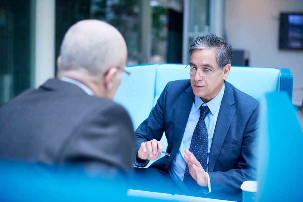 Entrevista con asesor